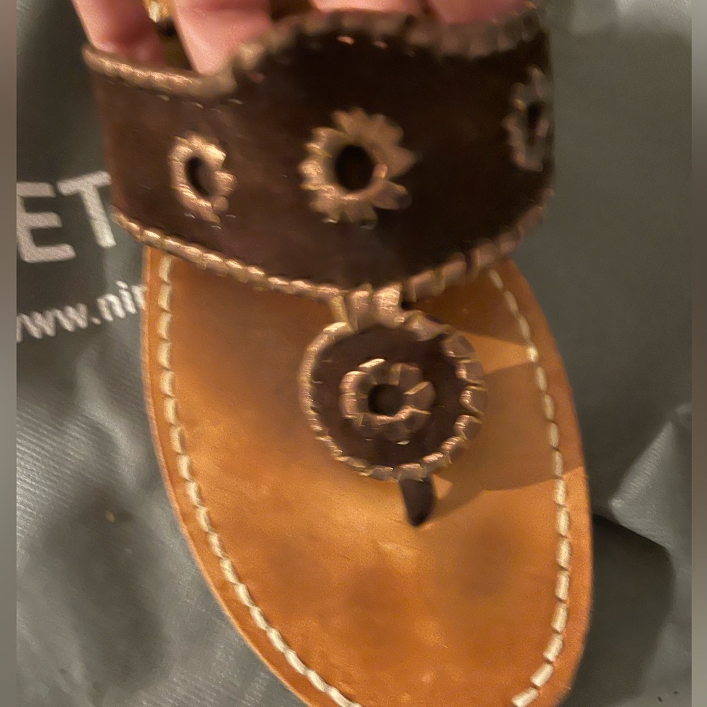 SALE 🌸🌸Jack river size 9 brown and gold